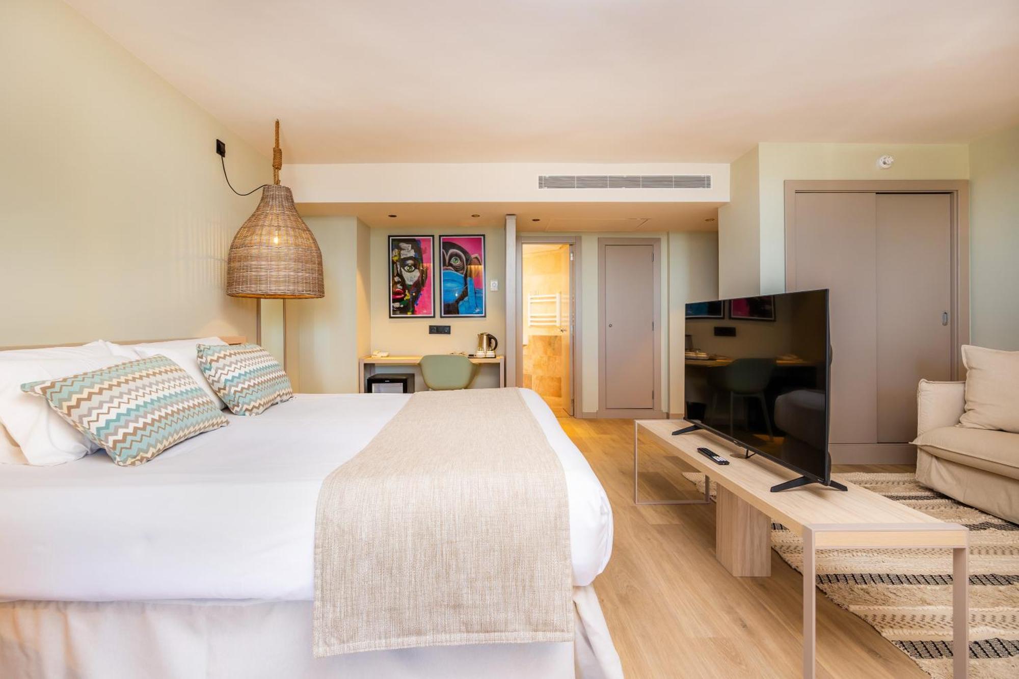 Marins Beach Club - Adults Only Hotel カラ・ミラー エクステリア 写真